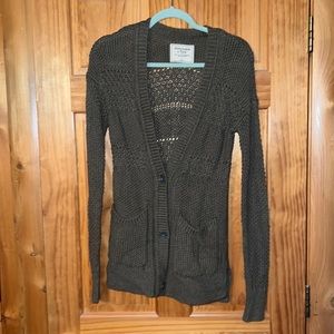 3/$20 🦋 Abercrombie & Fitch Knit Cardigan | Size: Small